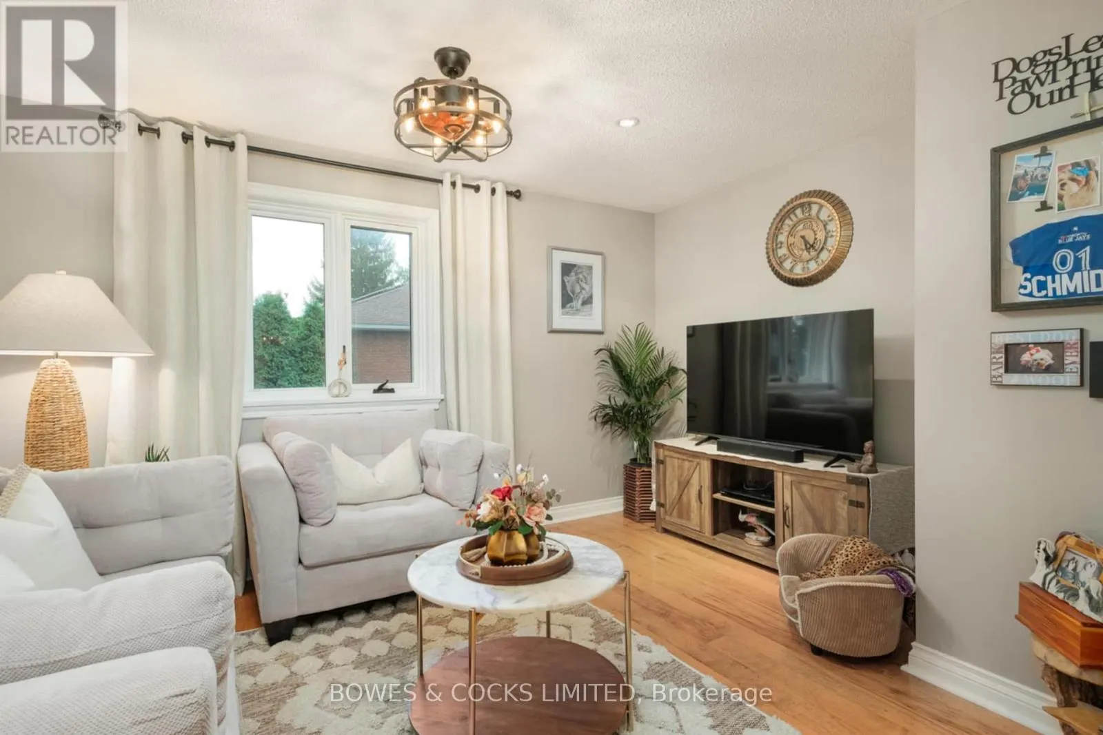 1 LAWSON COURT