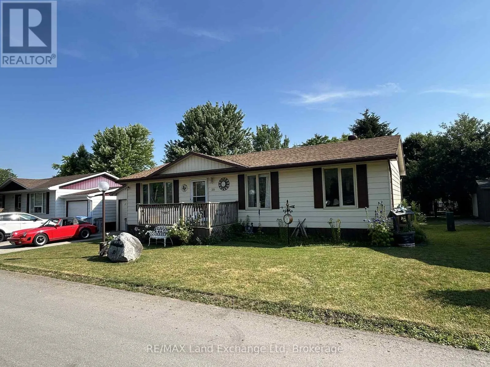 30 - 39724 AMBERLEY ROAD, #30