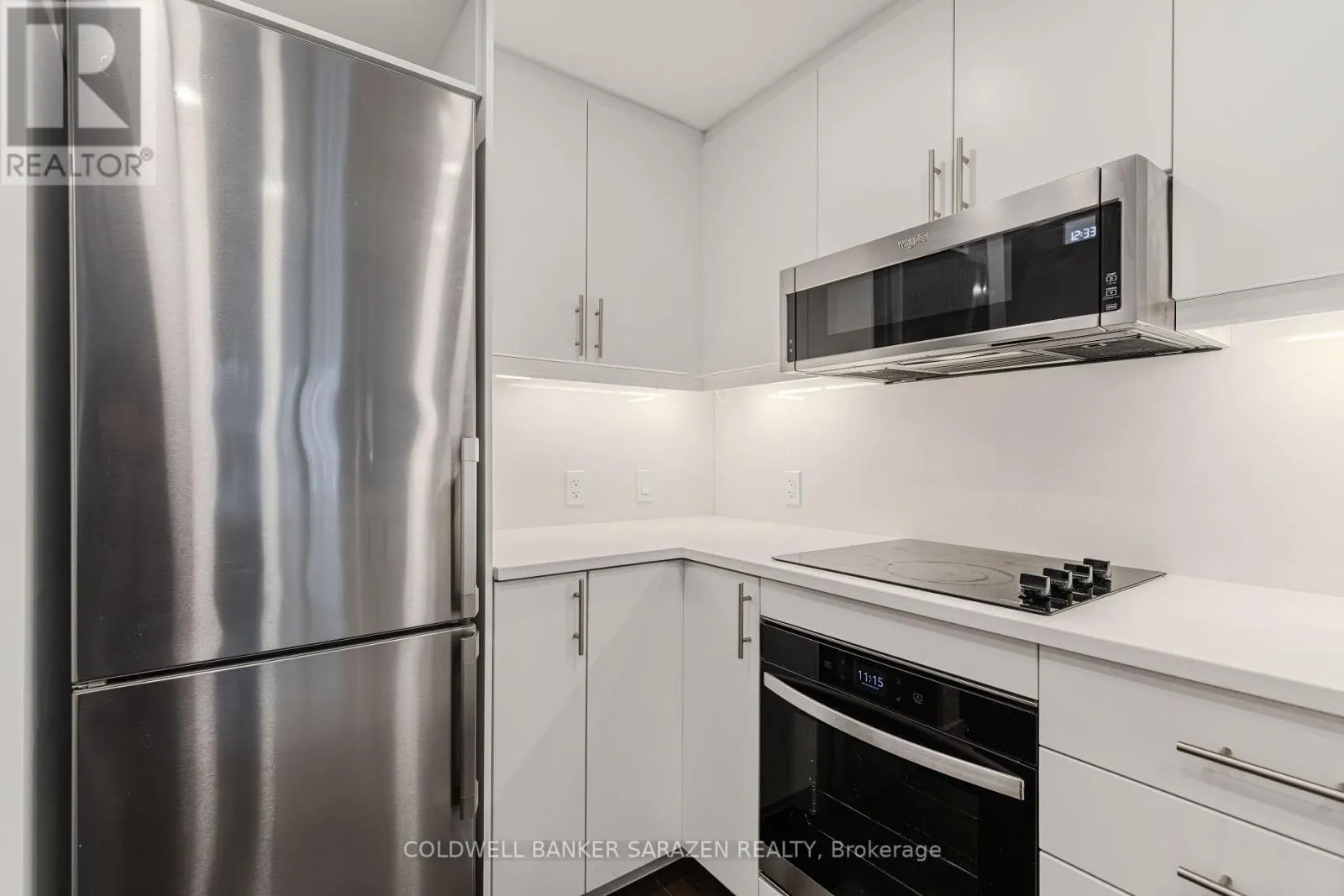 2009 - 340 QUEEN STREET