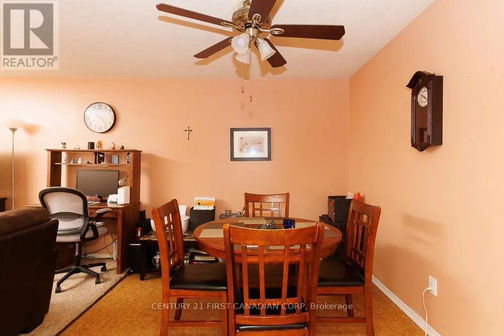 204 - 725 DEVERON CRESCENT, #204