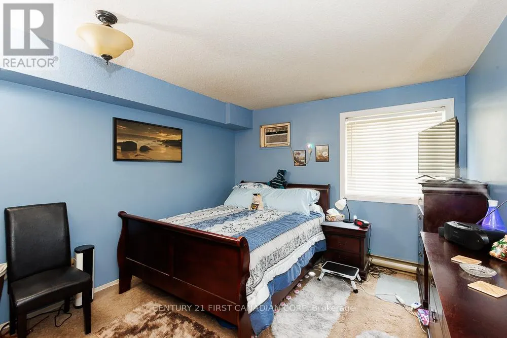 204 - 725 DEVERON CRESCENT, #204