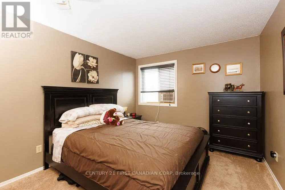 204 - 725 DEVERON CRESCENT, #204