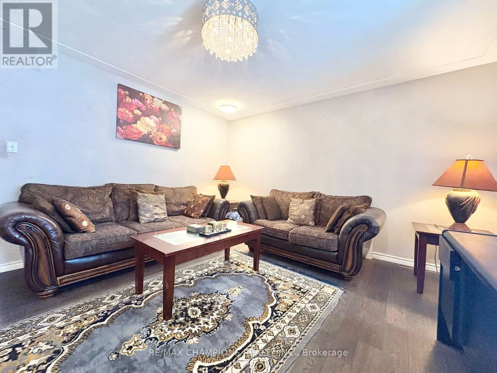 265 GLENRIDGE DRIVE