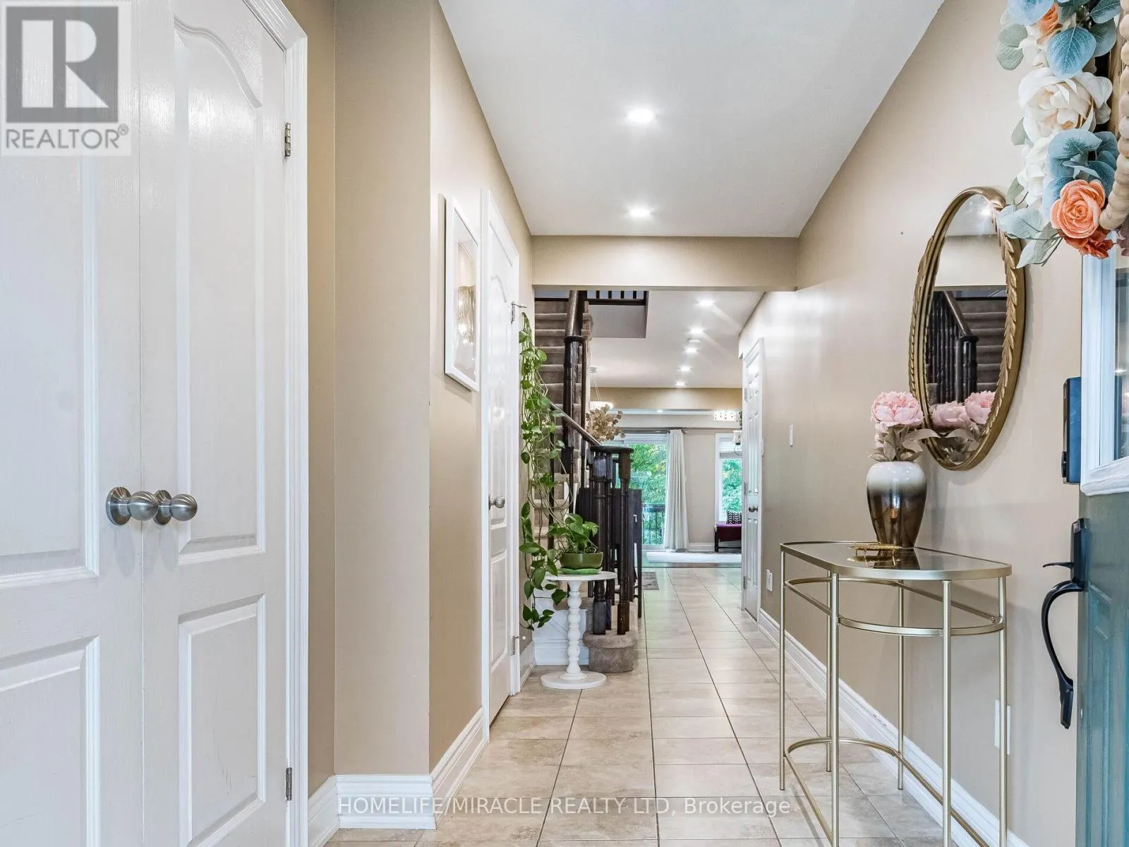 # 143 - 1035 VICTORIA ROAD S