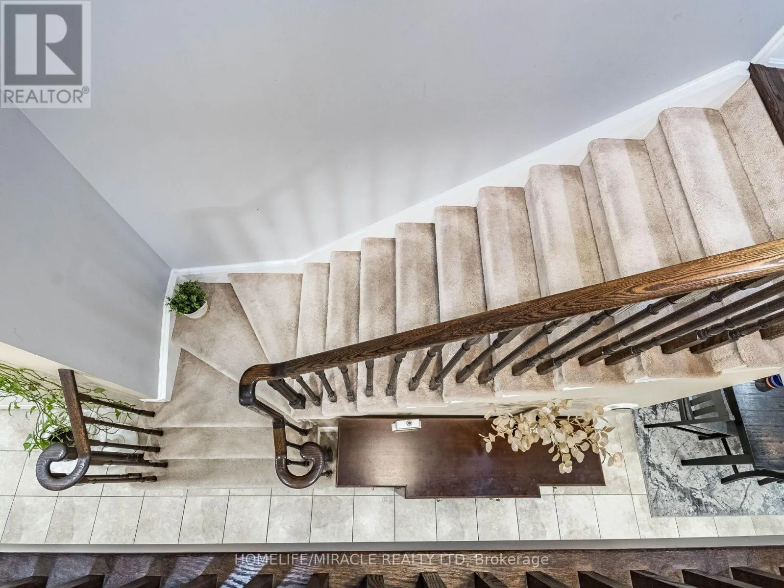 # 143 - 1035 VICTORIA ROAD S