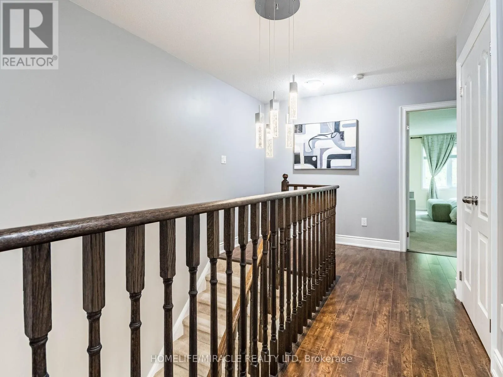 # 143 - 1035 VICTORIA ROAD S