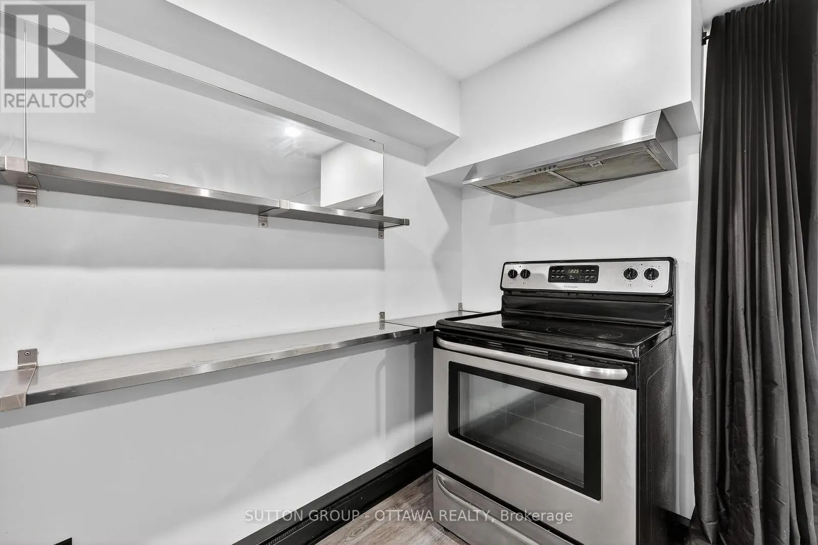 1000 ADLEY ROAD N