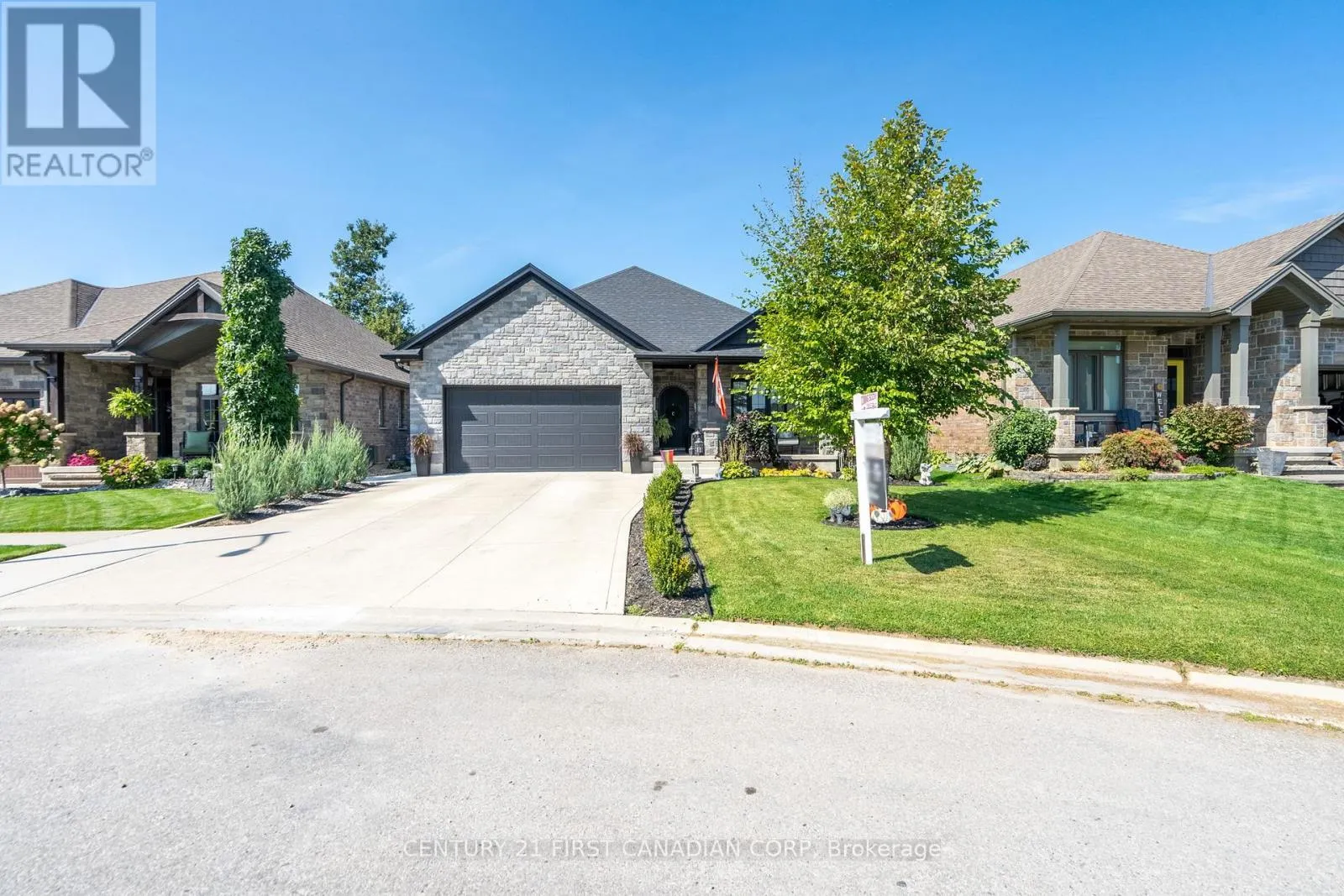 161 COLLINS WAY