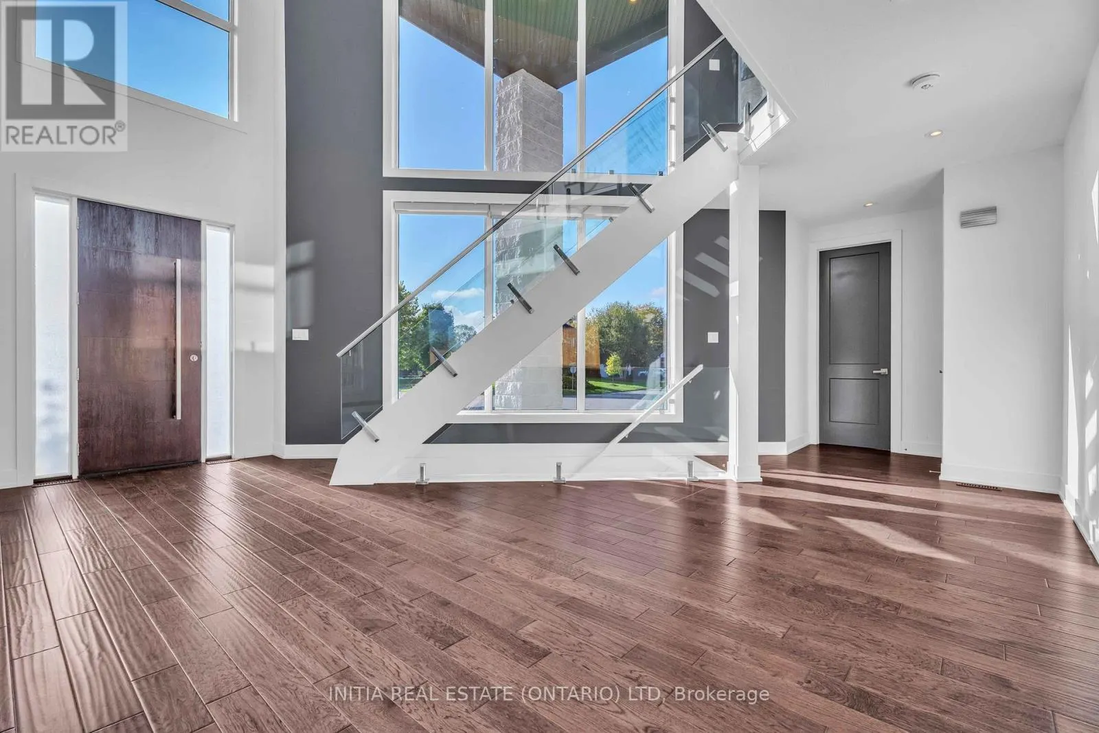 115 SOUTH CARRIAGE ROAD