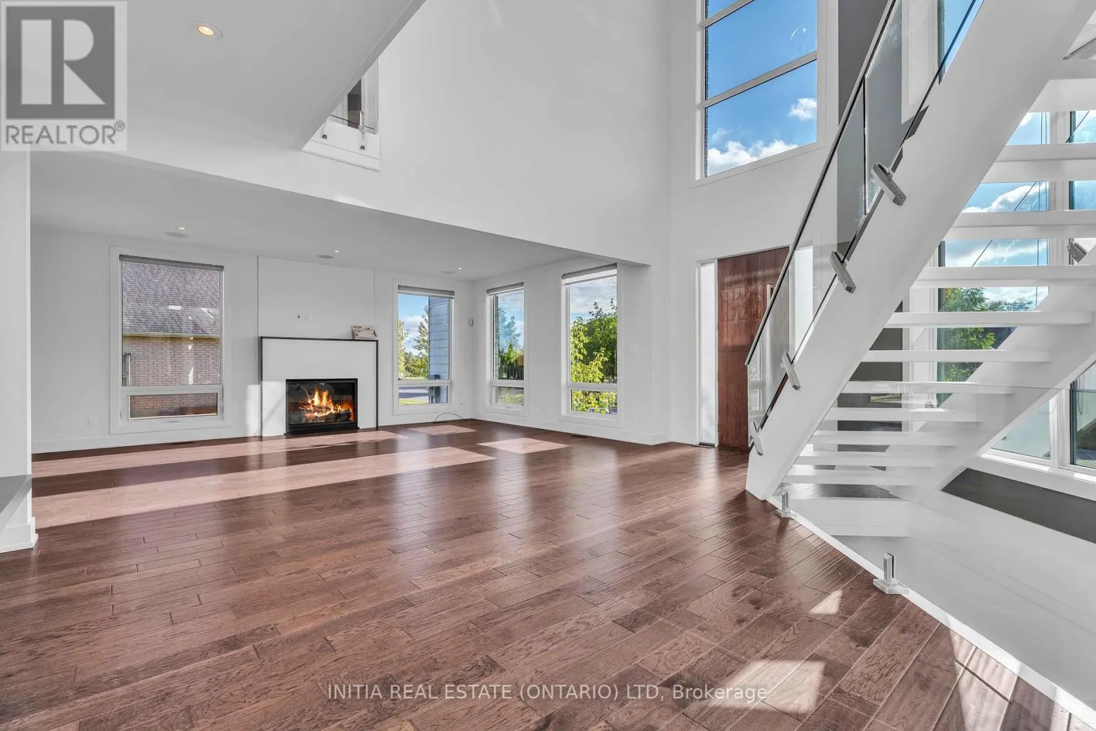 115 SOUTH CARRIAGE ROAD