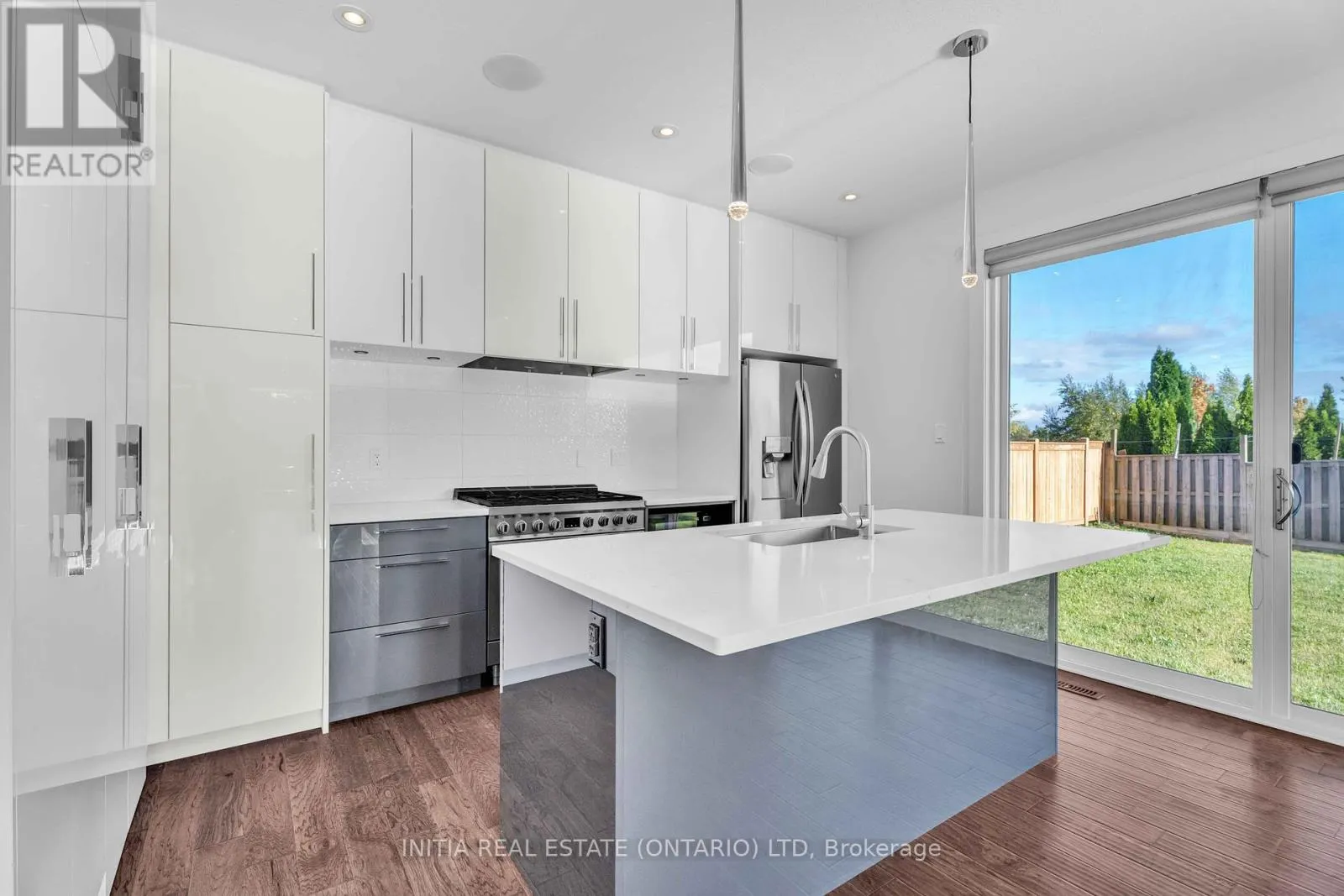 115 SOUTH CARRIAGE ROAD