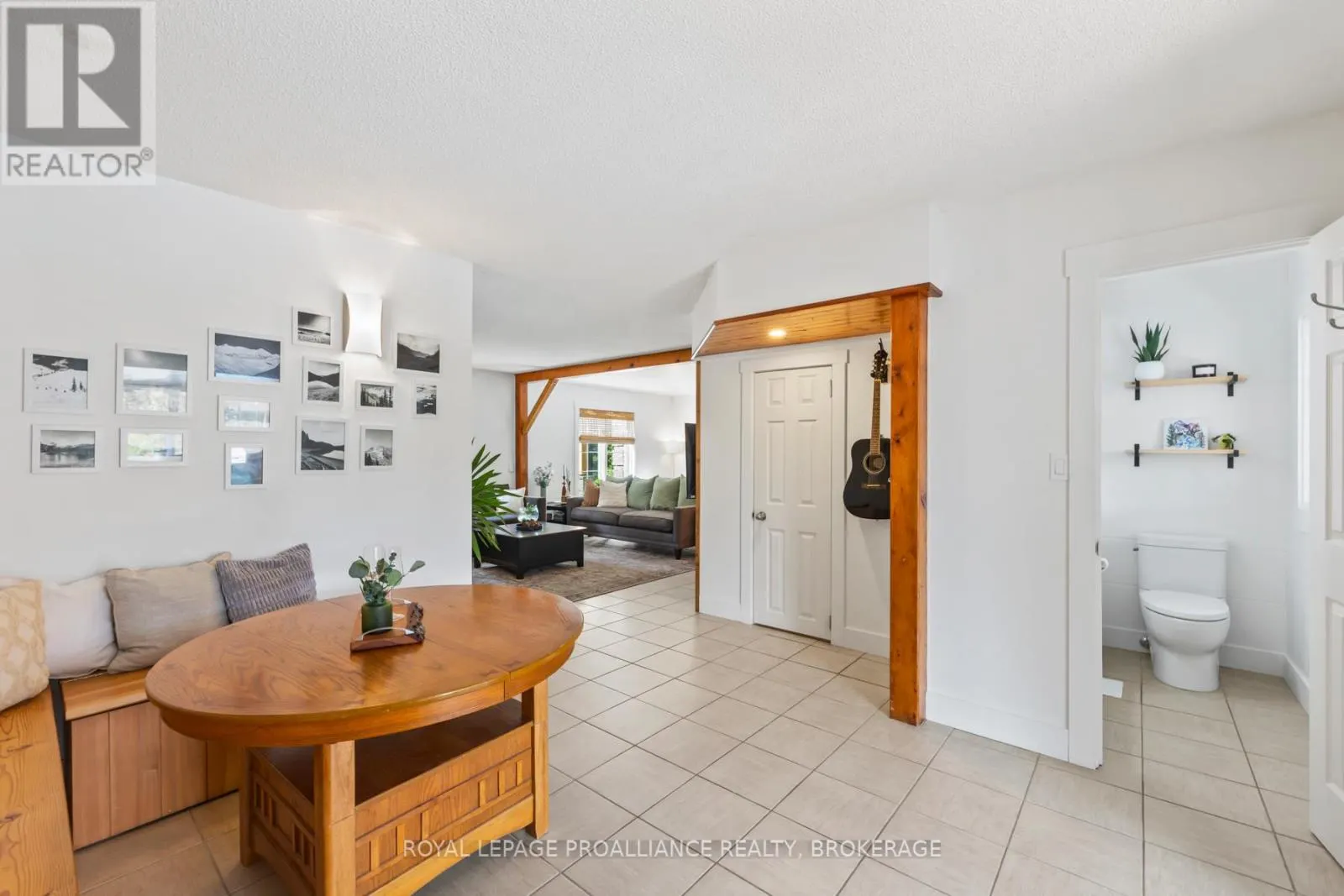 4890 NORTH SHORE CRESCENT