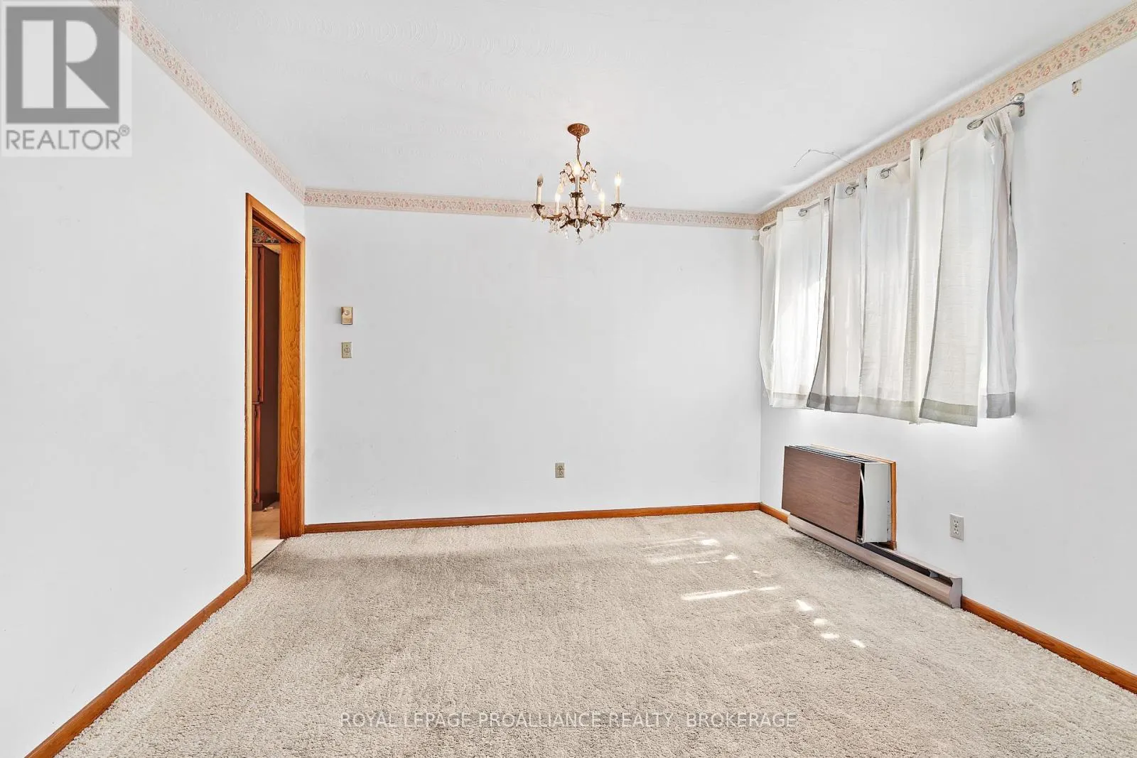 327 AVENUE ROAD