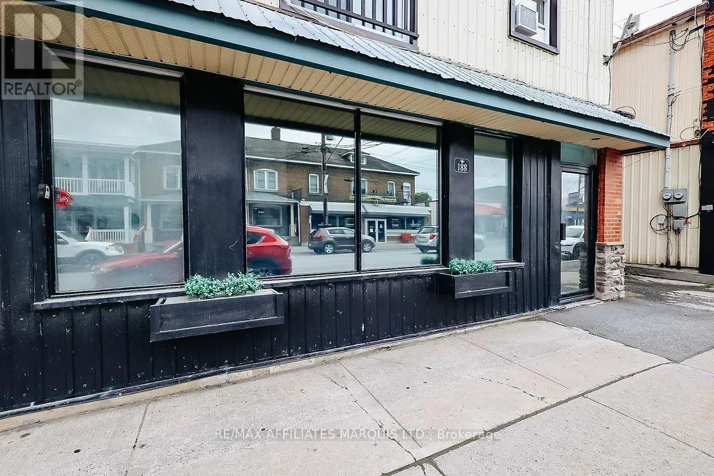 188 MILITARY ROAD S