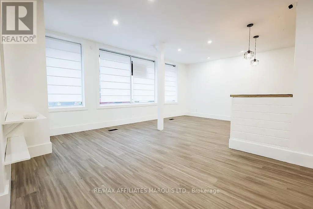 188 MILITARY ROAD S