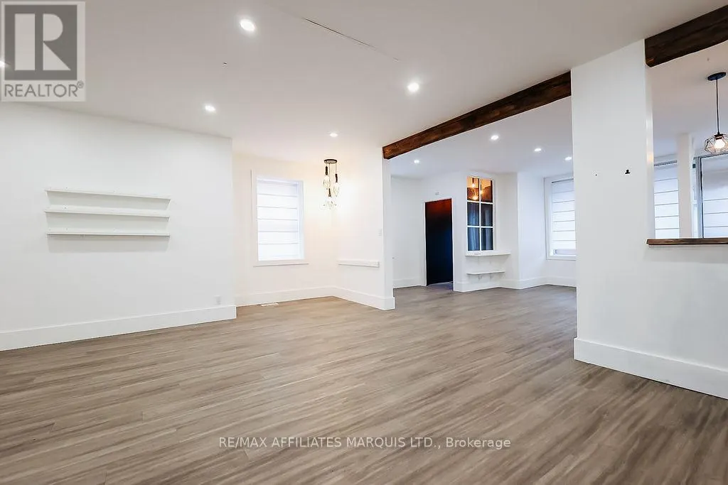 188 MILITARY ROAD S