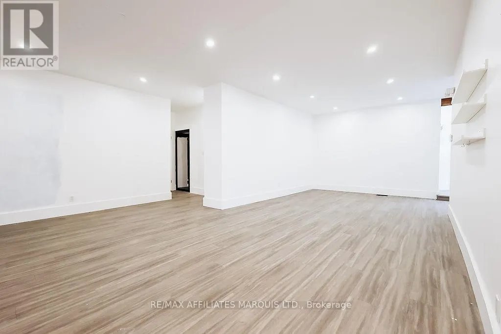 188 MILITARY ROAD S