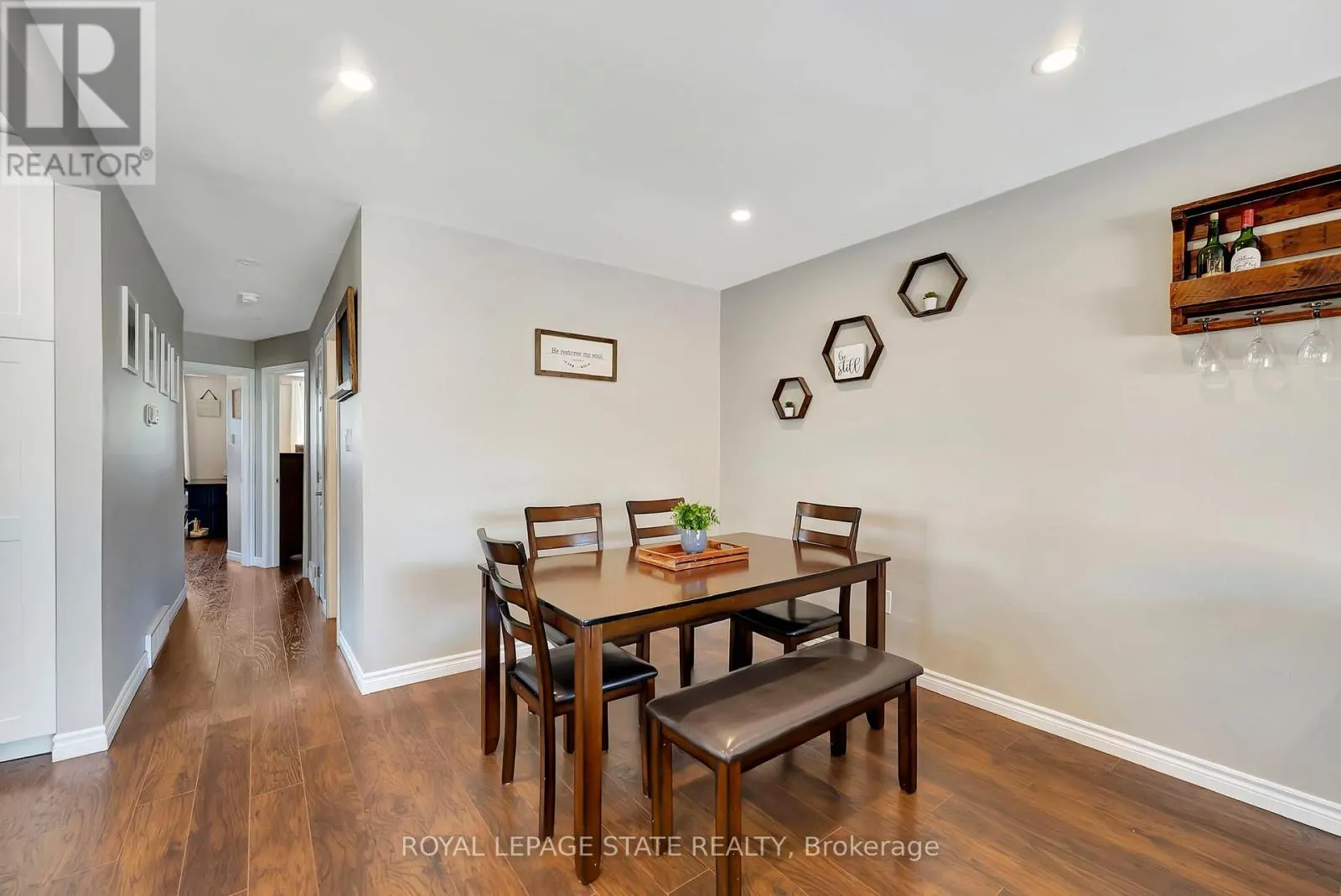 41 YEOVILLE COURT