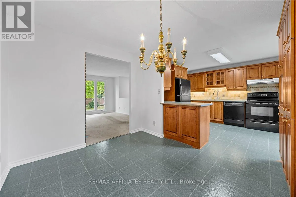 1610 SCHOUTEN DRIVE