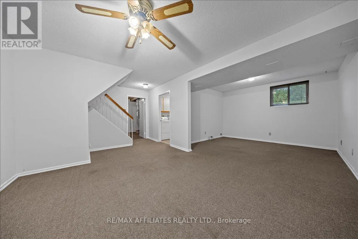 1610 SCHOUTEN DRIVE
