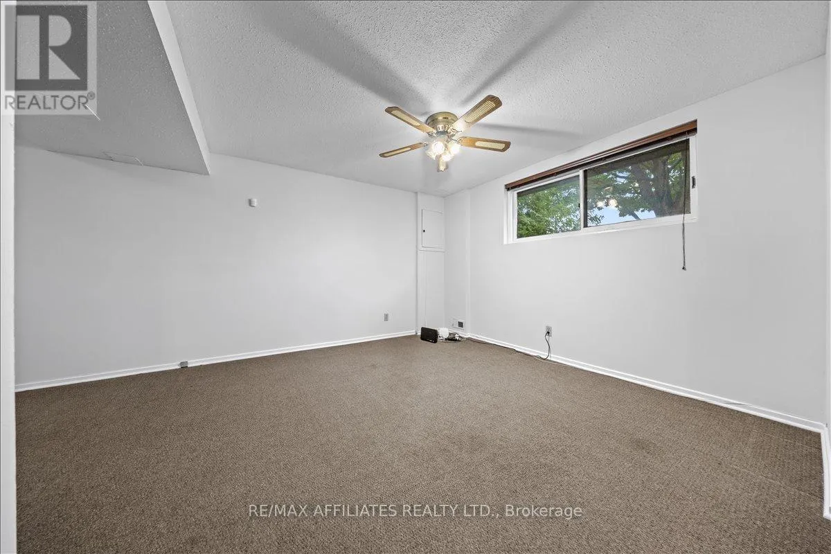 1610 SCHOUTEN DRIVE