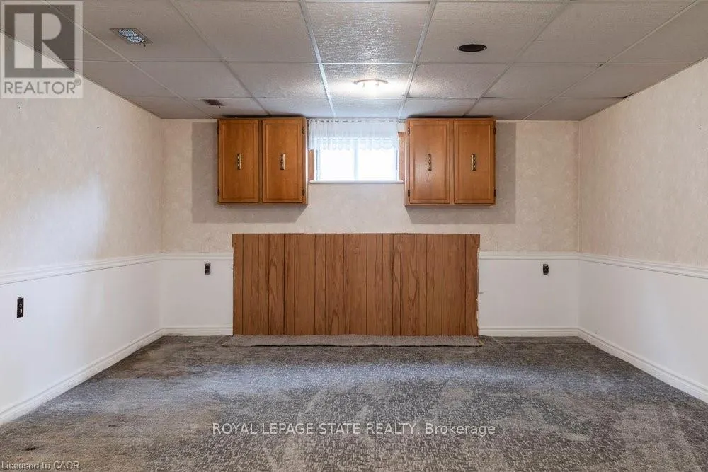 22 DUNNING COURT