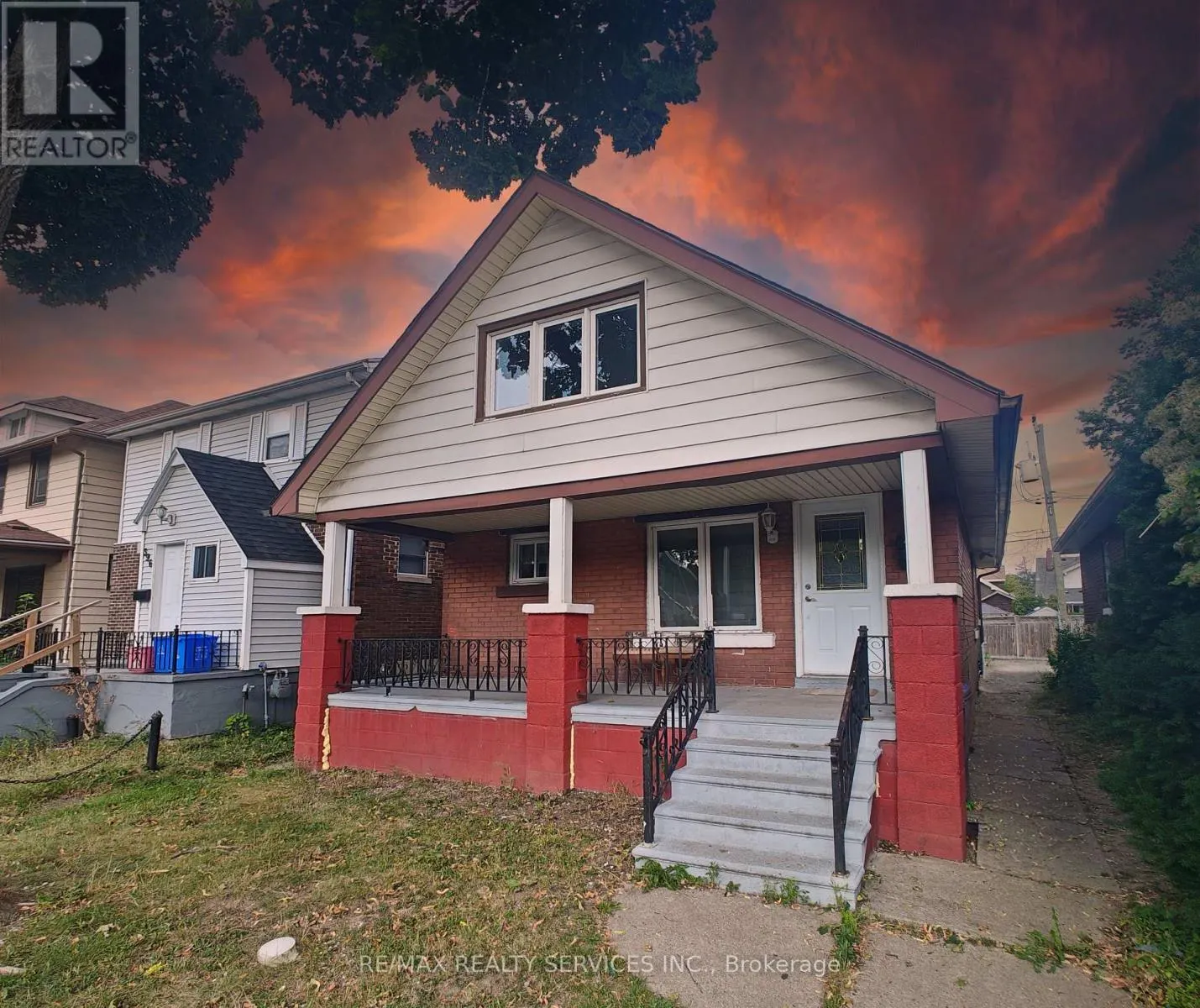 404 JOSEPHINE AVENUE