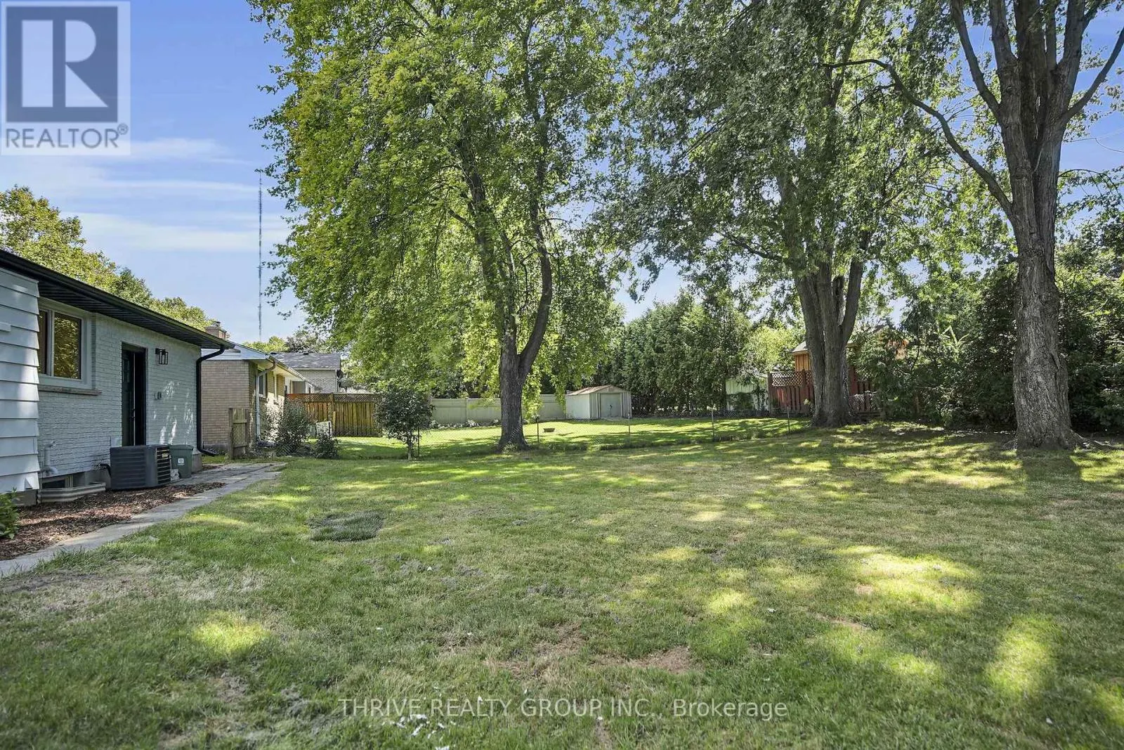 553 VISCOUNT ROAD