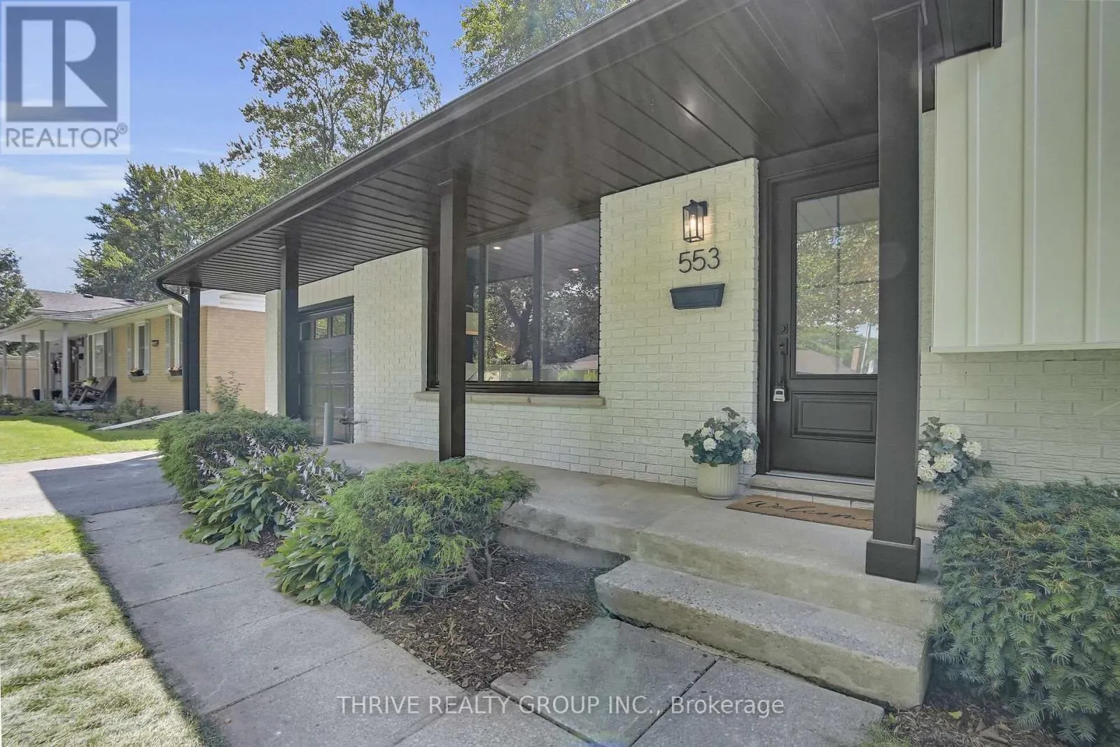 553 VISCOUNT ROAD