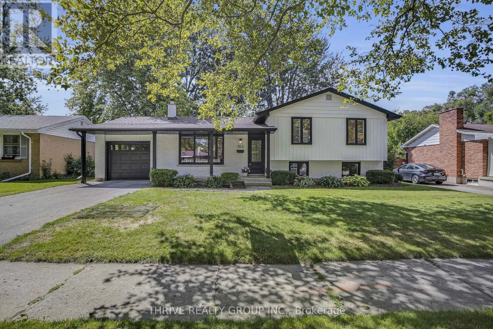 553 VISCOUNT ROAD