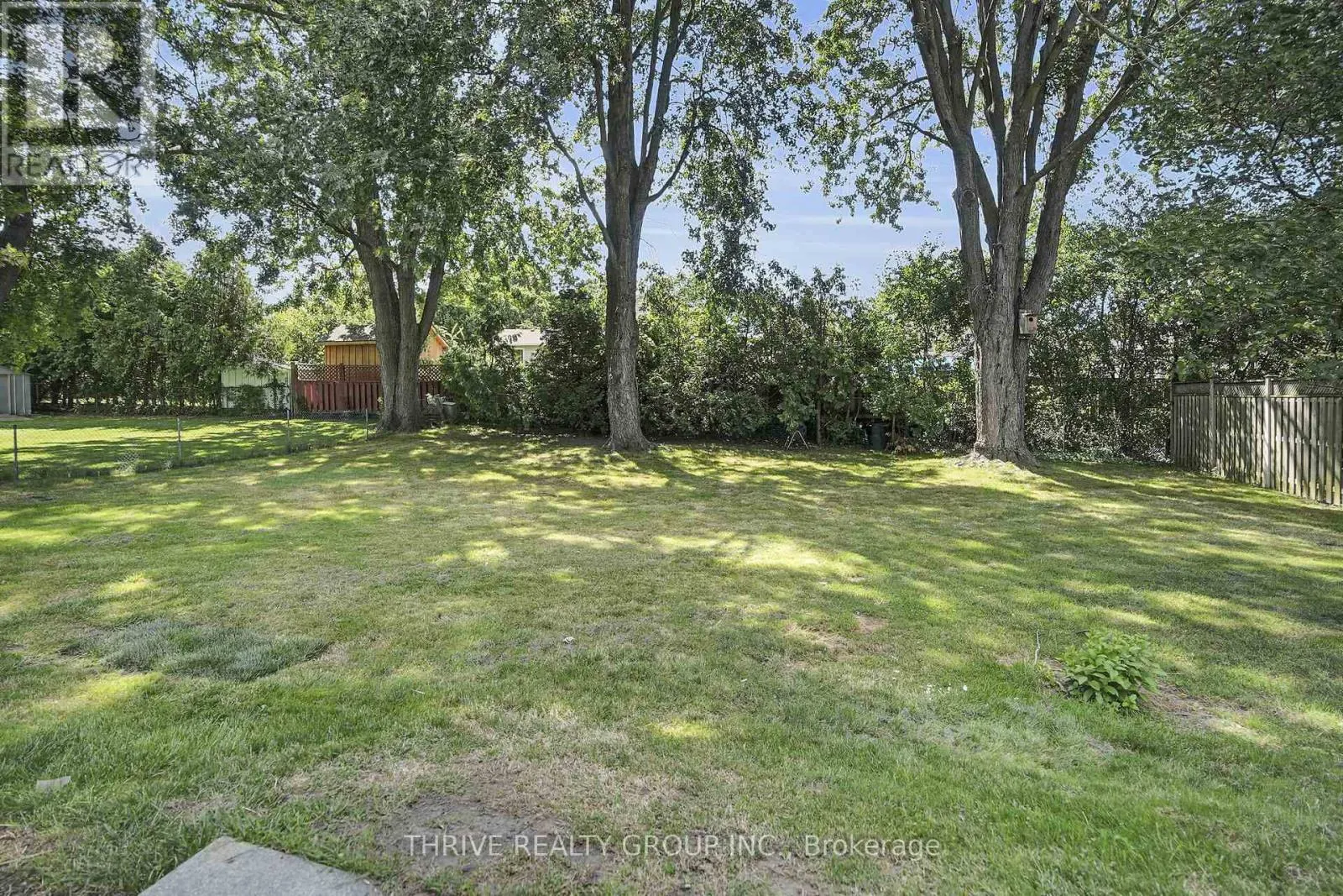 553 VISCOUNT ROAD