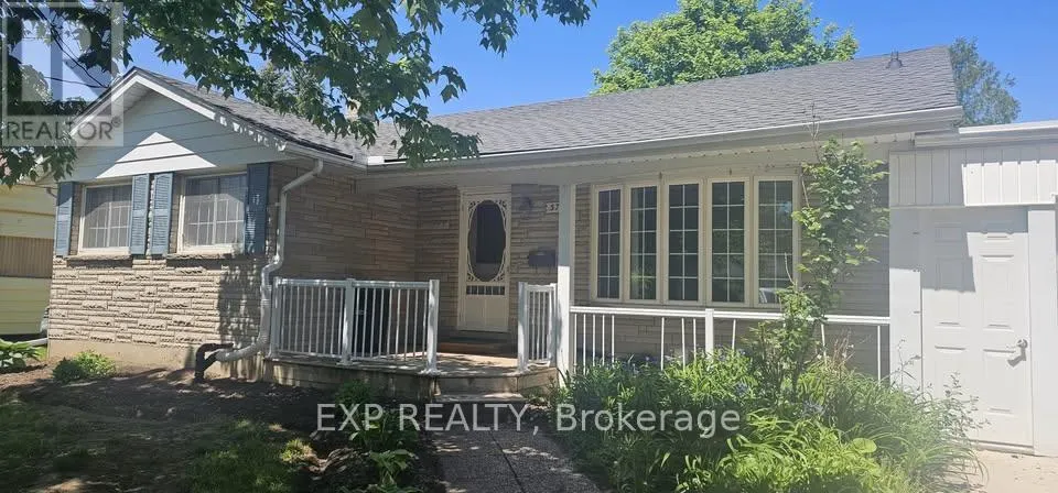 370 GREENBROOK DRIVE