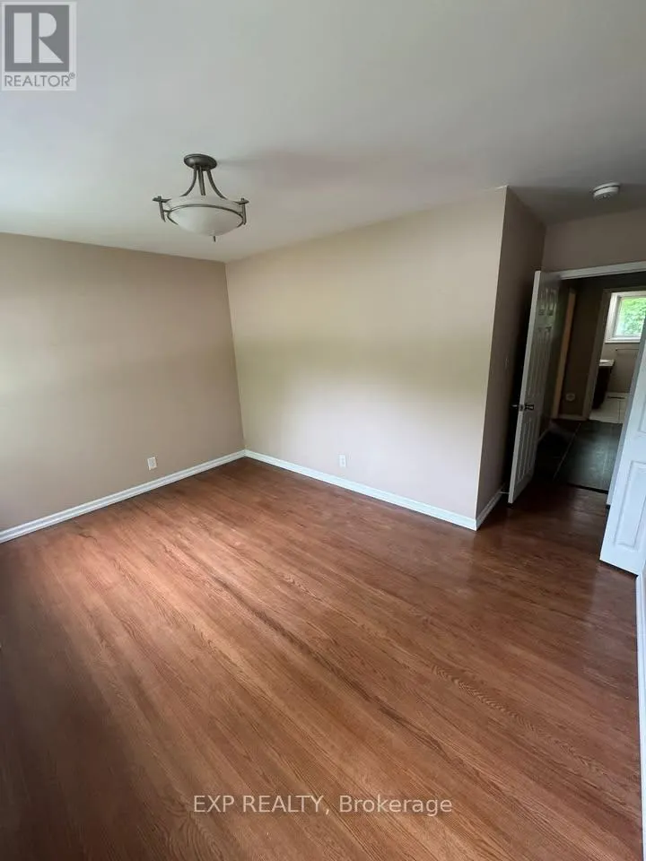 370 GREENBROOK DRIVE