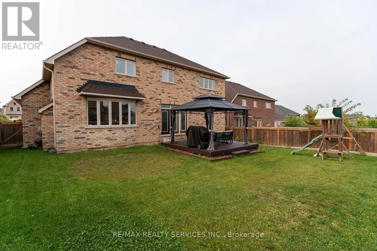 28 STONEGATE AVENUE