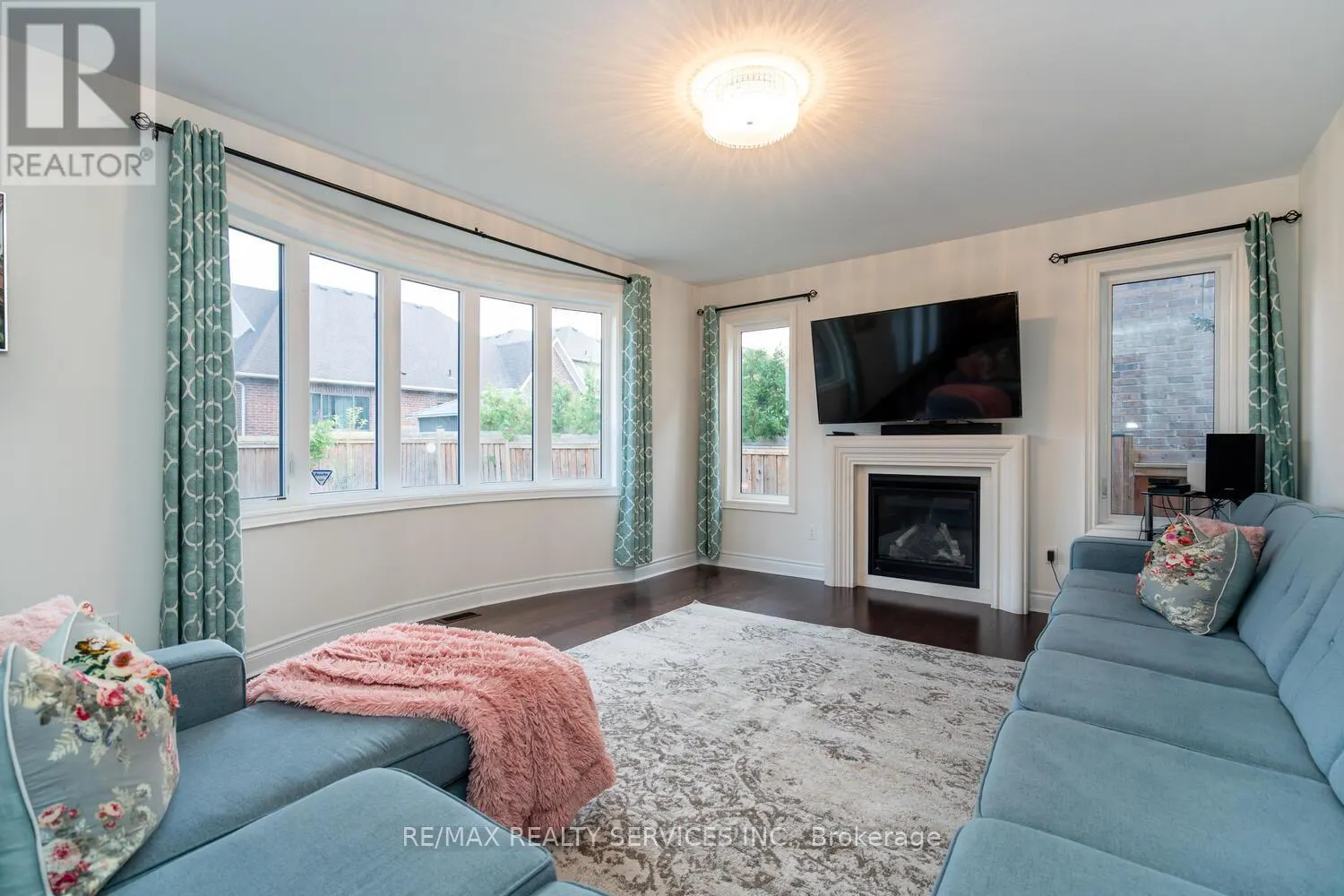 28 STONEGATE AVENUE