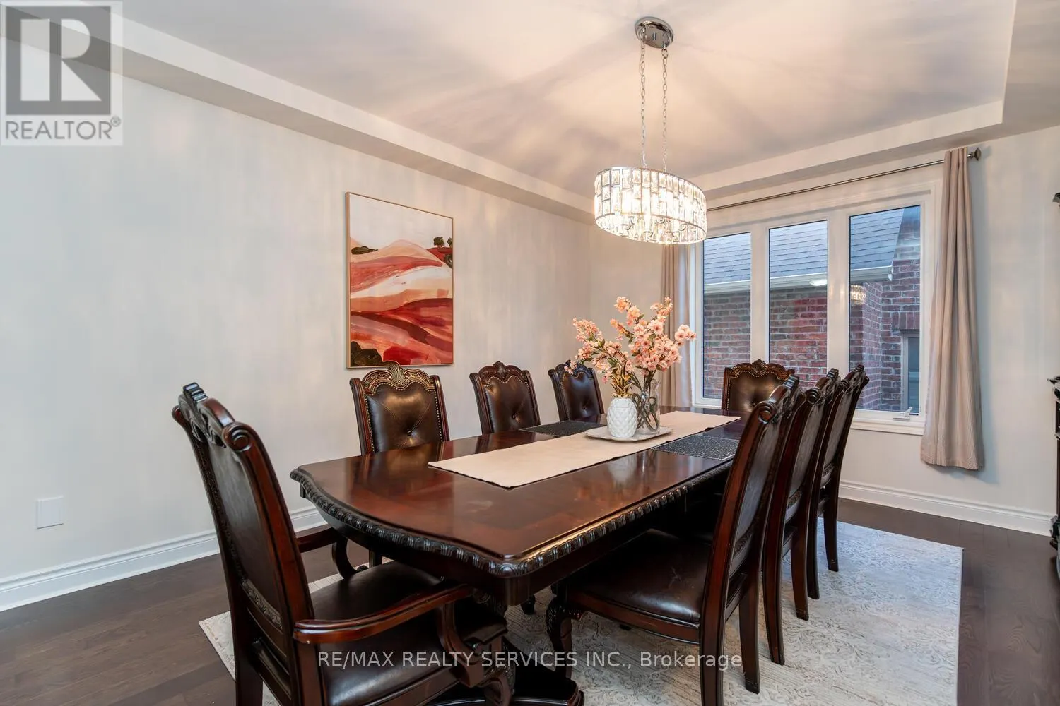 28 STONEGATE AVENUE