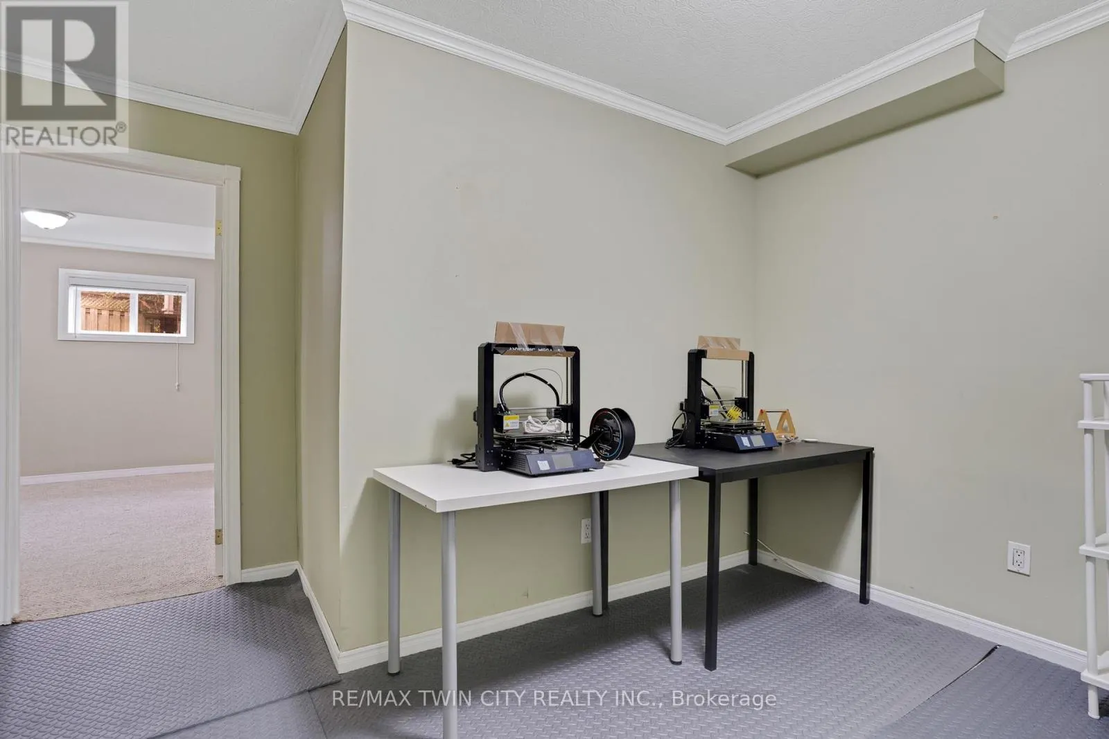 175 STIRLING MACGREGOR DRIVE