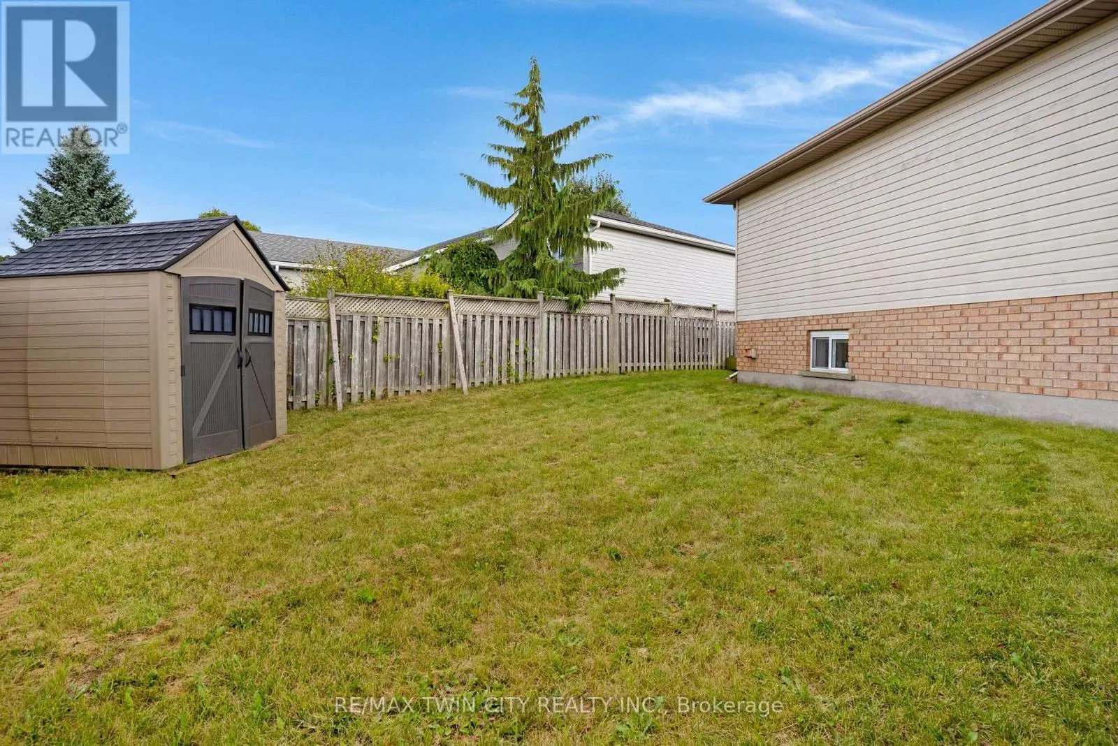 175 STIRLING MACGREGOR DRIVE