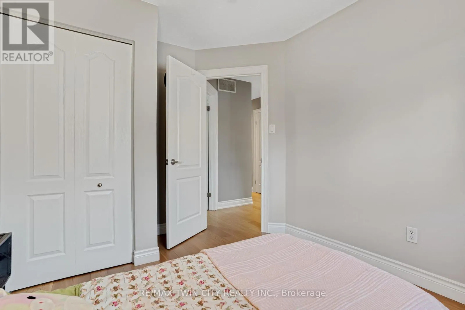 175 STIRLING MACGREGOR DRIVE