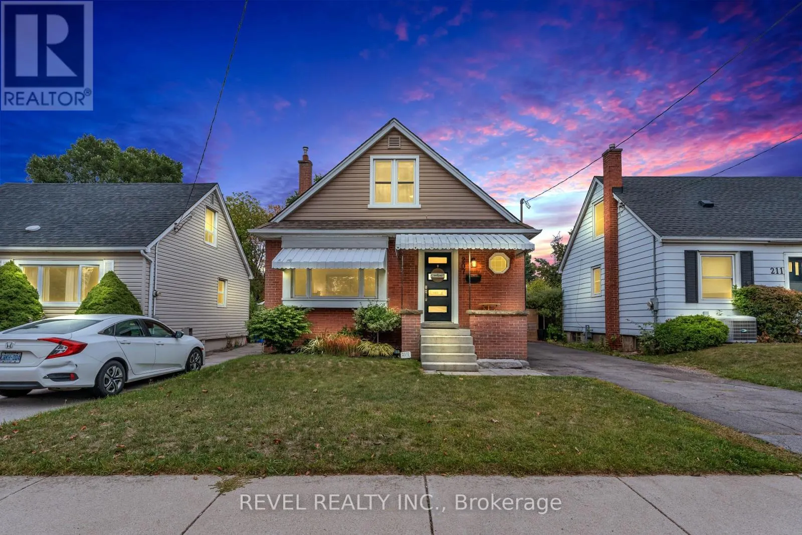 207 AUBURN AVENUE