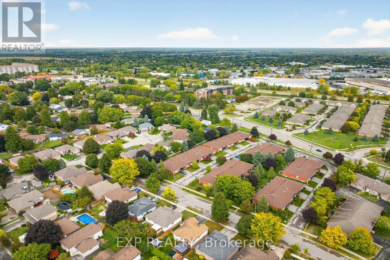 2 - 20 COURTLAND DRIVE