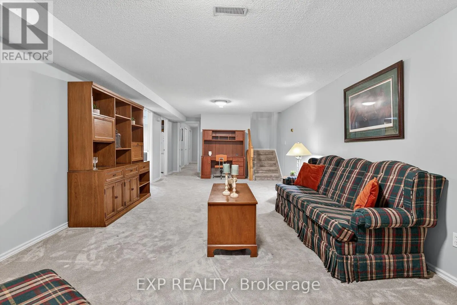 2 - 20 COURTLAND DRIVE