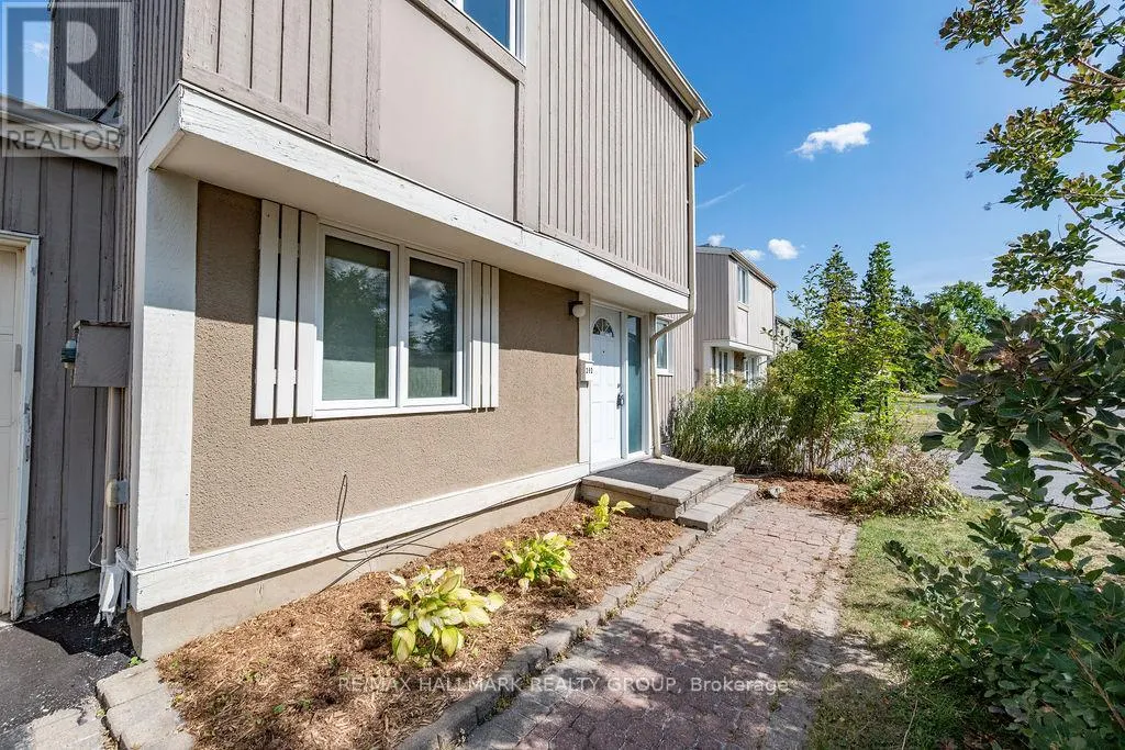 D - 29D VARLEY DRIVE
