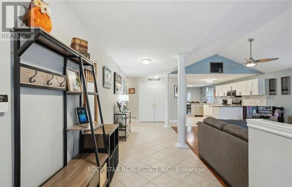 996 BEACH BOULEVARD