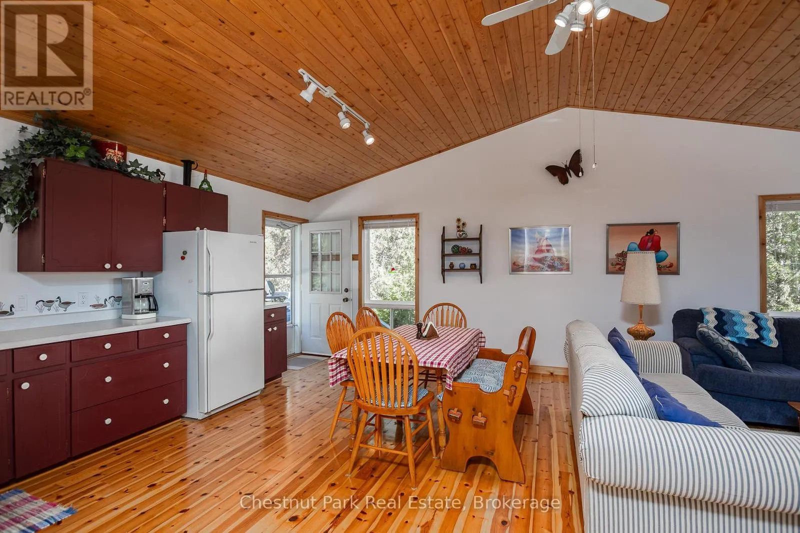 11 EAGLE ROAD