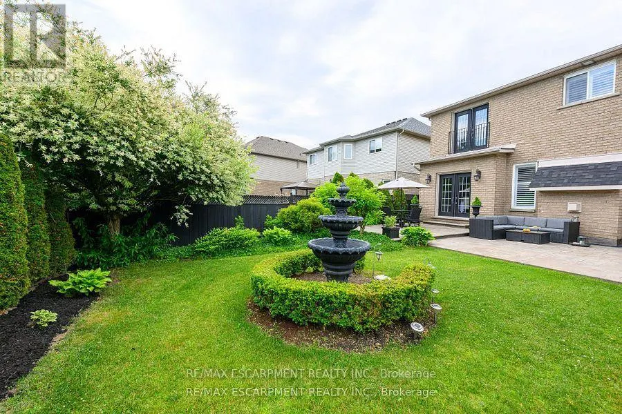 38 SUNBEAM DRIVE