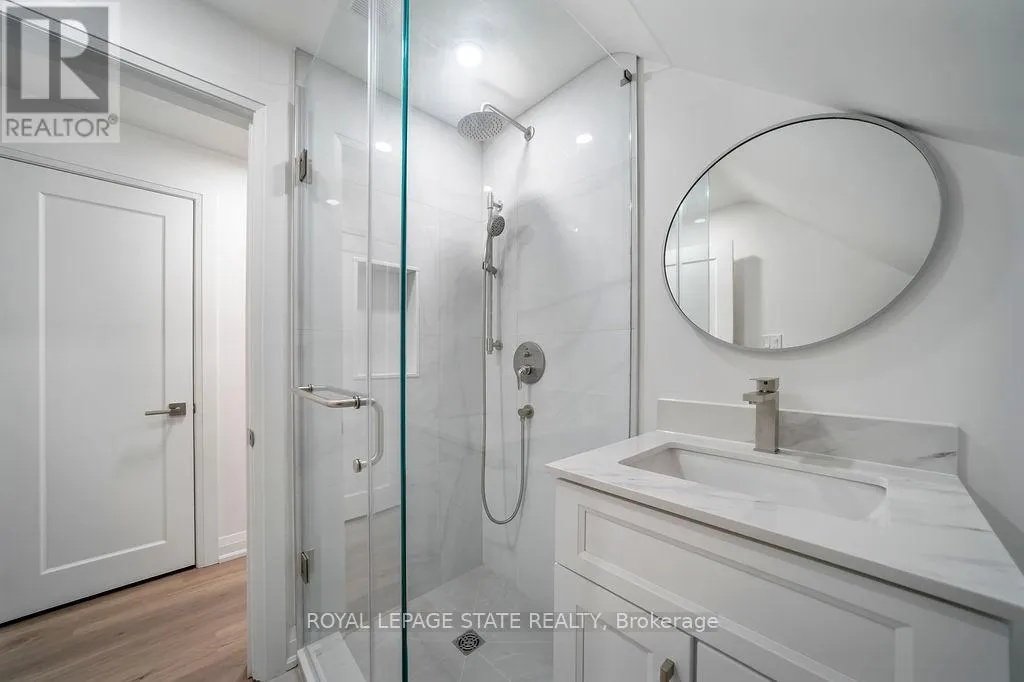 UNIT 1 - 172 EAST 34TH STREET