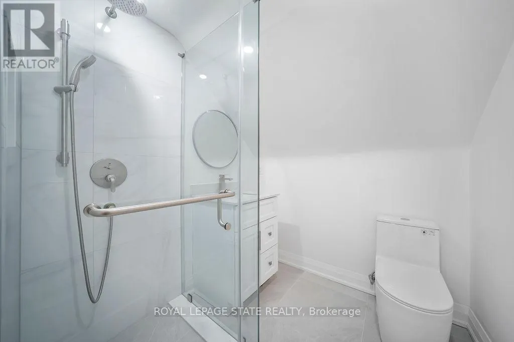 UNIT 1 - 172 EAST 34TH STREET