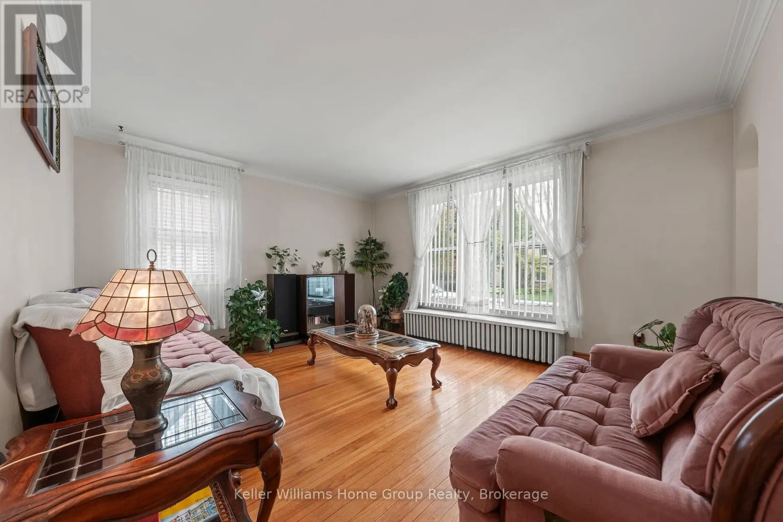 6 HEPBURN AVENUE