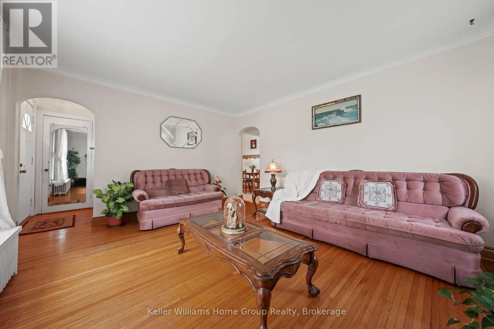 6 HEPBURN AVENUE